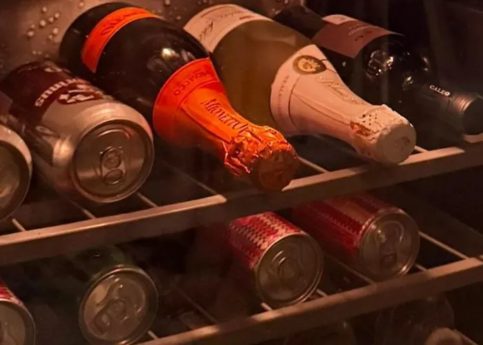 ラブホテル Sklepni Se Saunou プルゼニ